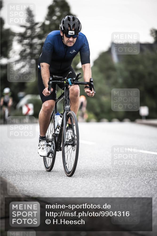 21.06.2026 - 29. Vierlanden-Triathlon H.Heesch http://msf.ph/oto/9904316 21.06.2026 10:19:54 Radfahren 18, 21, 69, 79, 146, 163, 268, 400 meine-sportfotos.de