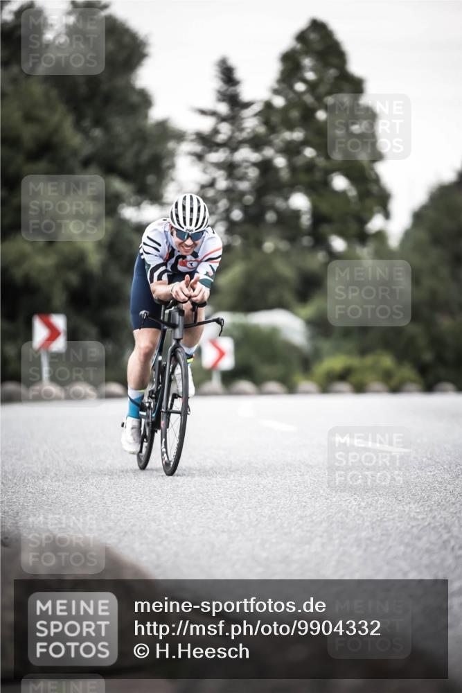 21.06.2026 - 29. Vierlanden-Triathlon H.Heesch http://msf.ph/oto/9904332 21.06.2026 10:18:46 Radfahren 148, 290 meine-sportfotos.de
