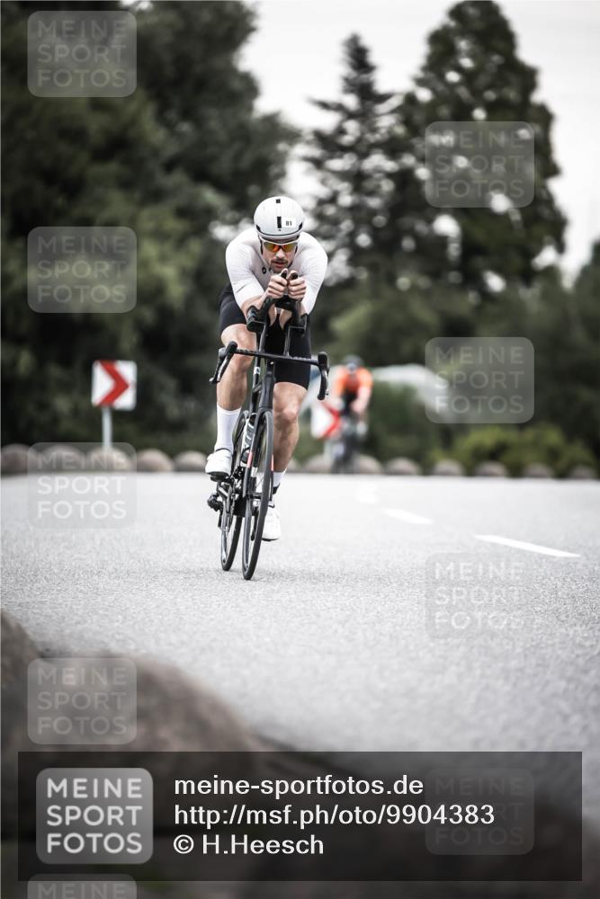 21.06.2026 - 29. Vierlanden-Triathlon H.Heesch http://msf.ph/oto/9904383 21.06.2026 10:18:56 Radfahren 81, 164, 283 meine-sportfotos.de