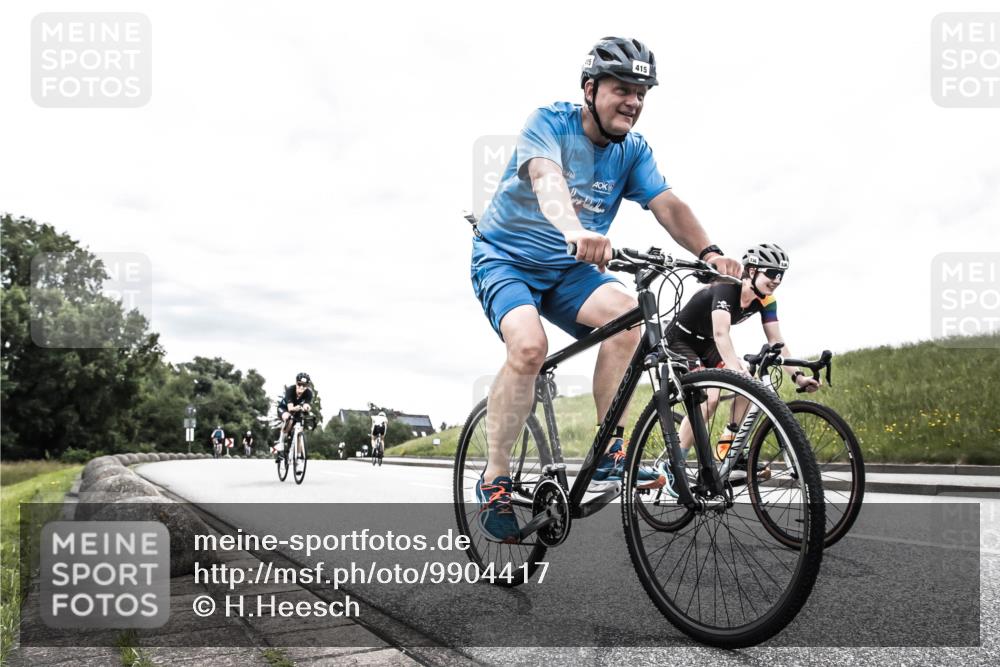 21.06.2026 - 29. Vierlanden-Triathlon H.Heesch http://msf.ph/oto/9904417 21.06.2026 10:26:05 Radfahren 8, 136, 291, 311, 383, 384, 415, 536, 587, 591, 604, 1355 meine-sportfotos.de