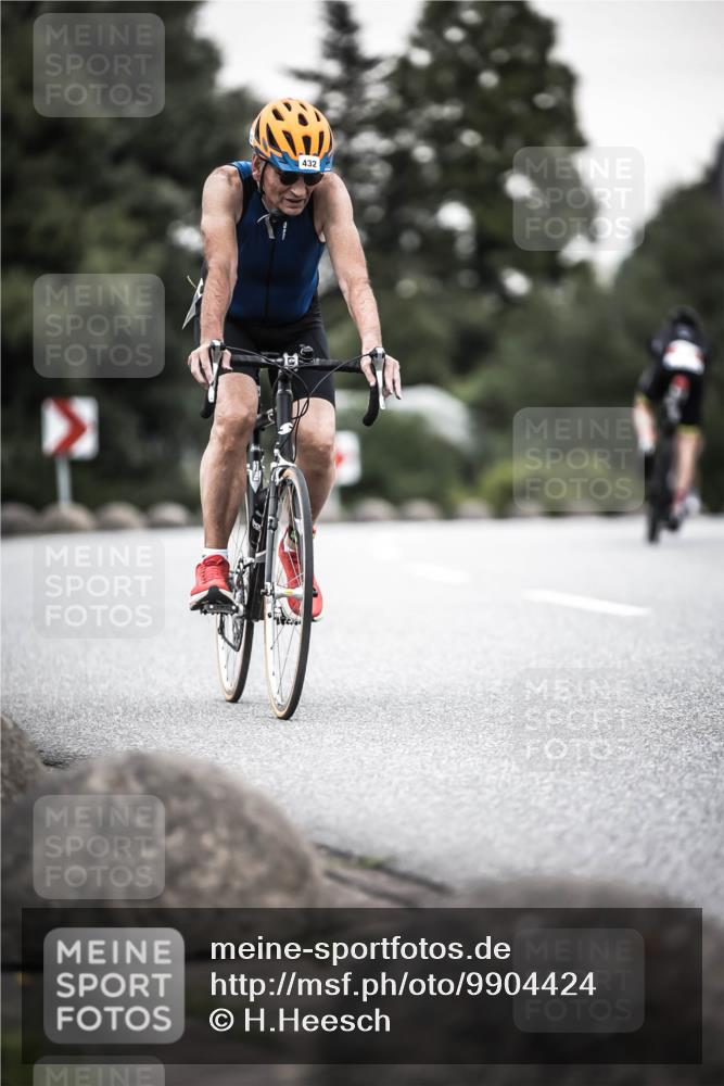 21.06.2026 - 29. Vierlanden-Triathlon H.Heesch http://msf.ph/oto/9904424 21.06.2026 10:20:02 Radfahren 16, 79, 163, 244, 412, 432 meine-sportfotos.de