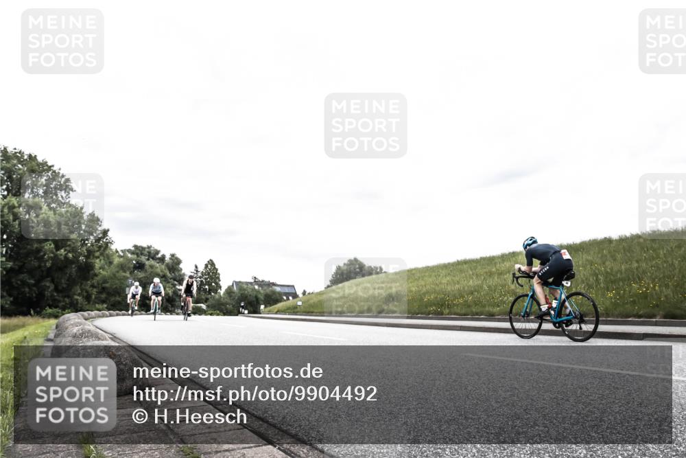 21.06.2026 - 29. Vierlanden-Triathlon H.Heesch http://msf.ph/oto/9904492 21.06.2026 10:26:41 Radfahren 58, 118, 119, 141, 177, 219, 278, 328, 374, 386, 485 meine-sportfotos.de