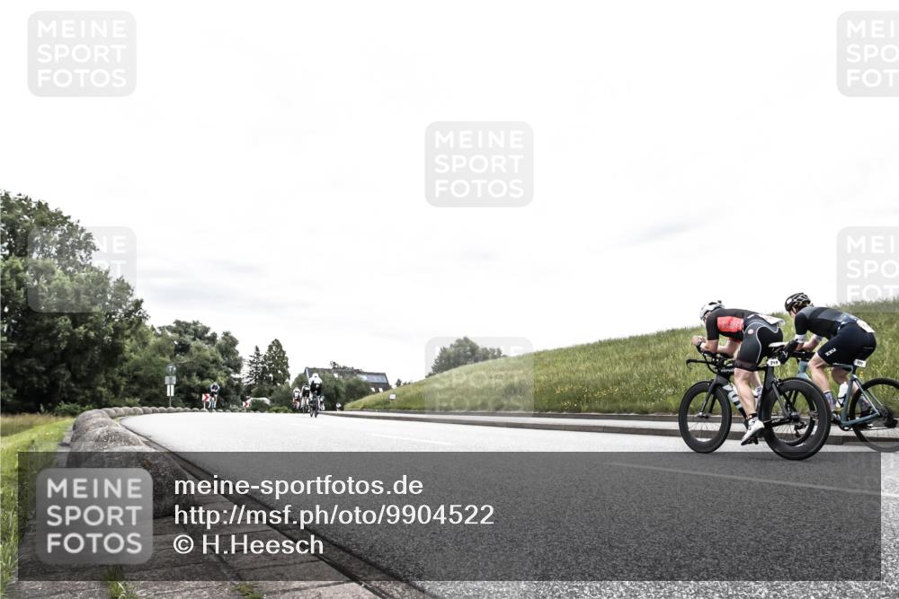 21.06.2026 - 29. Vierlanden-Triathlon H.Heesch http://msf.ph/oto/9904522 21.06.2026 10:26:48 Radfahren 58, 184 meine-sportfotos.de