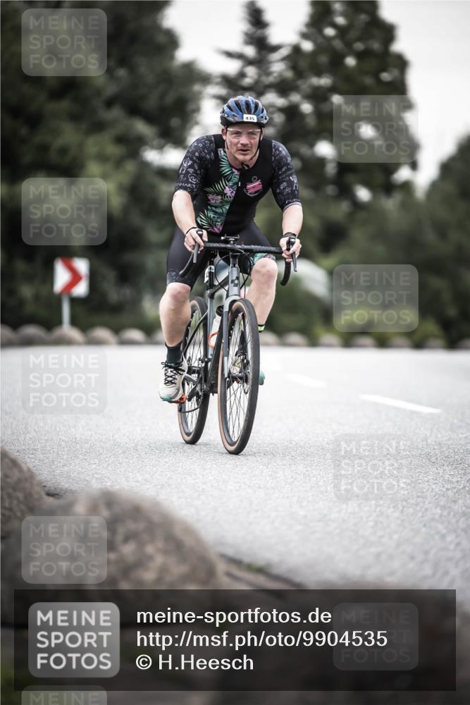 21.06.2026 - 29. Vierlanden-Triathlon H.Heesch http://msf.ph/oto/9904535 21.06.2026 10:20:28 Radfahren 176, 364, 435 meine-sportfotos.de