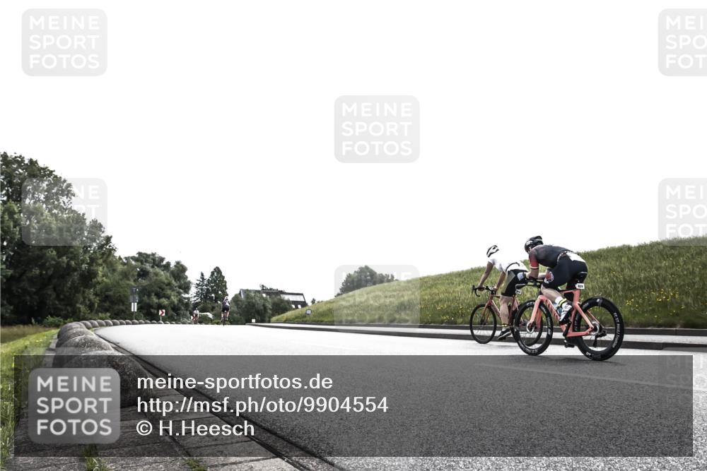 21.06.2026 - 29. Vierlanden-Triathlon H.Heesch http://msf.ph/oto/9904554 21.06.2026 10:54:20 Radfahren  meine-sportfotos.de