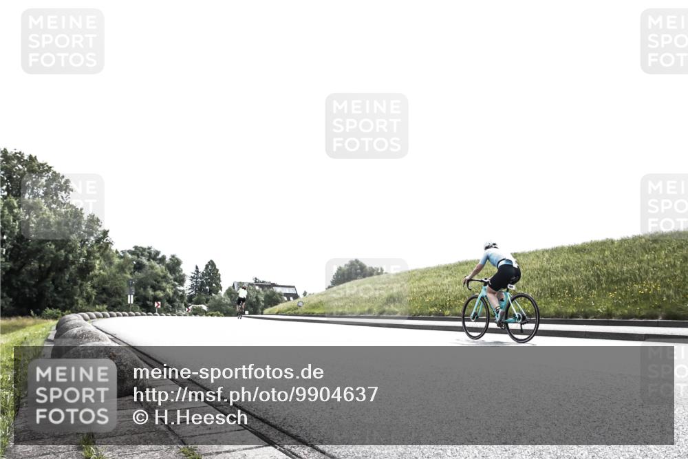 21.06.2026 - 29. Vierlanden-Triathlon H.Heesch http://msf.ph/oto/9904637 21.06.2026 10:56:48 Radfahren 84, 169, 196, 202 meine-sportfotos.de