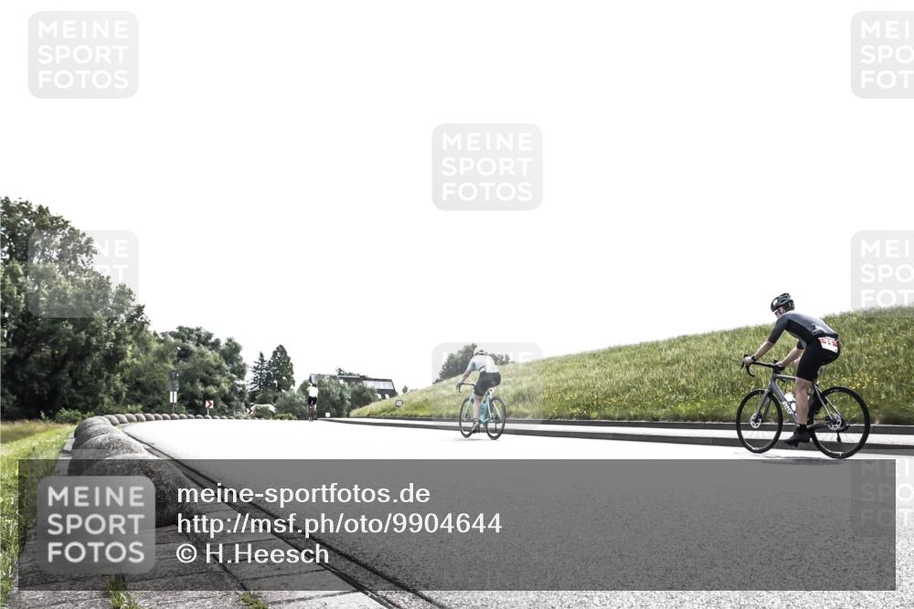 21.06.2026 - 29. Vierlanden-Triathlon H.Heesch http://msf.ph/oto/9904644 21.06.2026 10:56:48 Radfahren 84, 169, 196, 202 meine-sportfotos.de