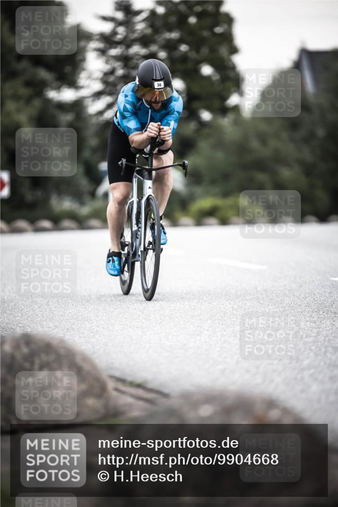 21.06.2026 - 29. Vierlanden-Triathlon H.Heesch http://msf.ph/oto/9904668 21.06.2026 10:21:00 Radfahren 36, 406 meine-sportfotos.de