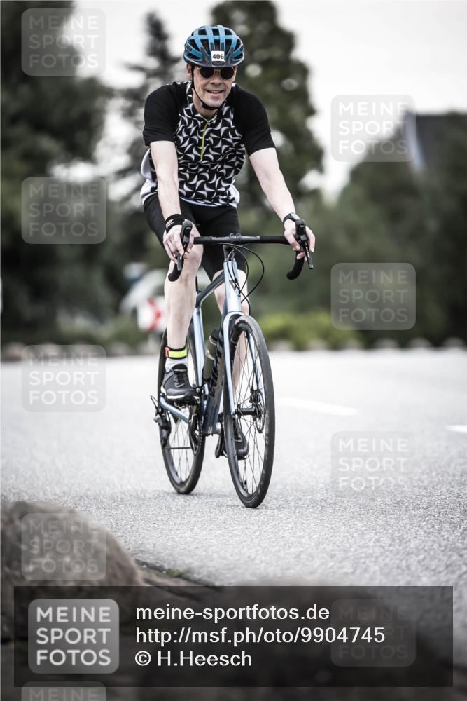 21.06.2026 - 29. Vierlanden-Triathlon H.Heesch http://msf.ph/oto/9904745 21.06.2026 10:21:02 Radfahren 36, 158, 406 meine-sportfotos.de