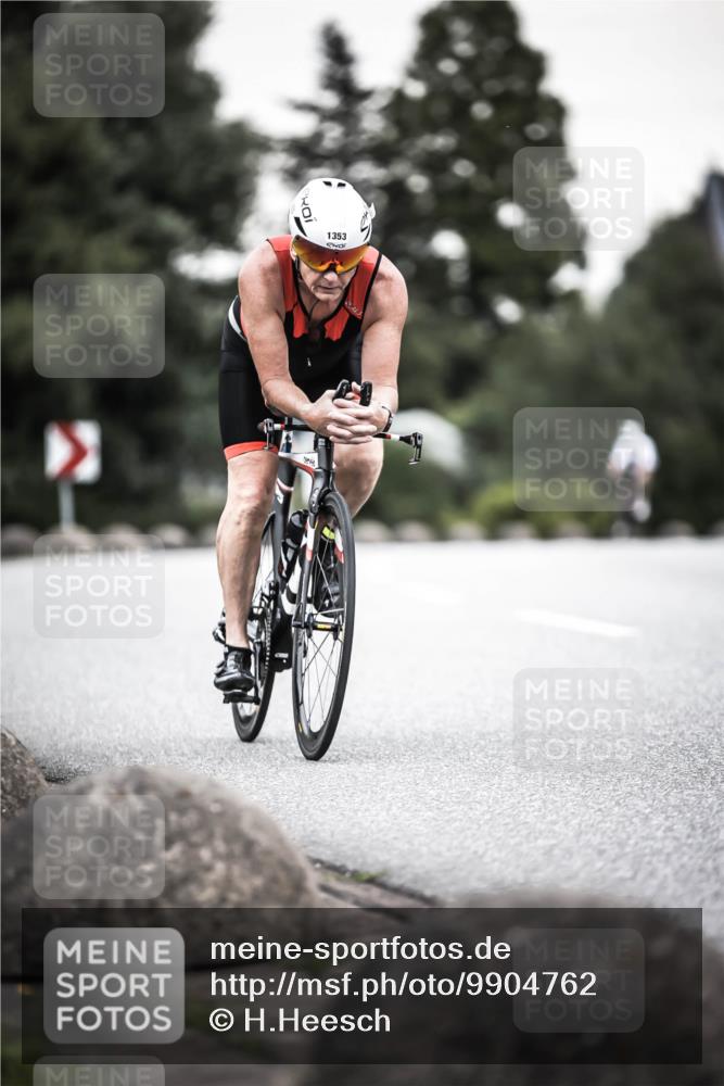 21.06.2026 - 29. Vierlanden-Triathlon H.Heesch http://msf.ph/oto/9904762 21.06.2026 10:21:14 Radfahren 229, 411, 620, 1353 meine-sportfotos.de