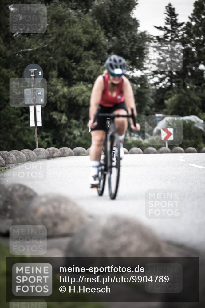 21.06.2026 - 29. Vierlanden-Triathlon H.Heesch http://msf.ph/oto/9904789 21.06.2026 10:21:19 Radfahren 229, 411, 609, 620 meine-sportfotos.de