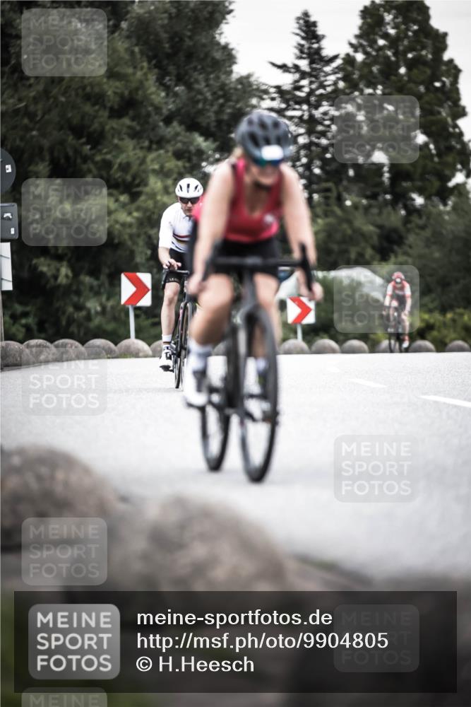 21.06.2026 - 29. Vierlanden-Triathlon H.Heesch http://msf.ph/oto/9904805 21.06.2026 10:21:20 Radfahren 411, 609, 620 meine-sportfotos.de