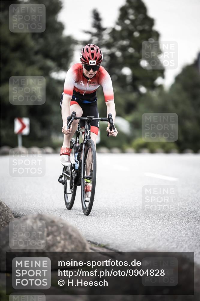 21.06.2026 - 29. Vierlanden-Triathlon H.Heesch http://msf.ph/oto/9904828 21.06.2026 10:21:26 Radfahren 192, 284, 609 meine-sportfotos.de