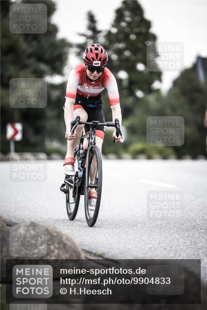 21.06.2026 - 29. Vierlanden-Triathlon H.Heesch http://msf.ph/oto/9904833 21.06.2026 10:21:26 Radfahren 192, 284, 609 meine-sportfotos.de