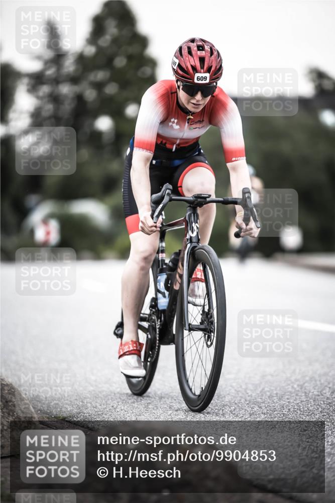 21.06.2026 - 29. Vierlanden-Triathlon H.Heesch http://msf.ph/oto/9904853 21.06.2026 10:21:26 Radfahren 192, 284, 609 meine-sportfotos.de