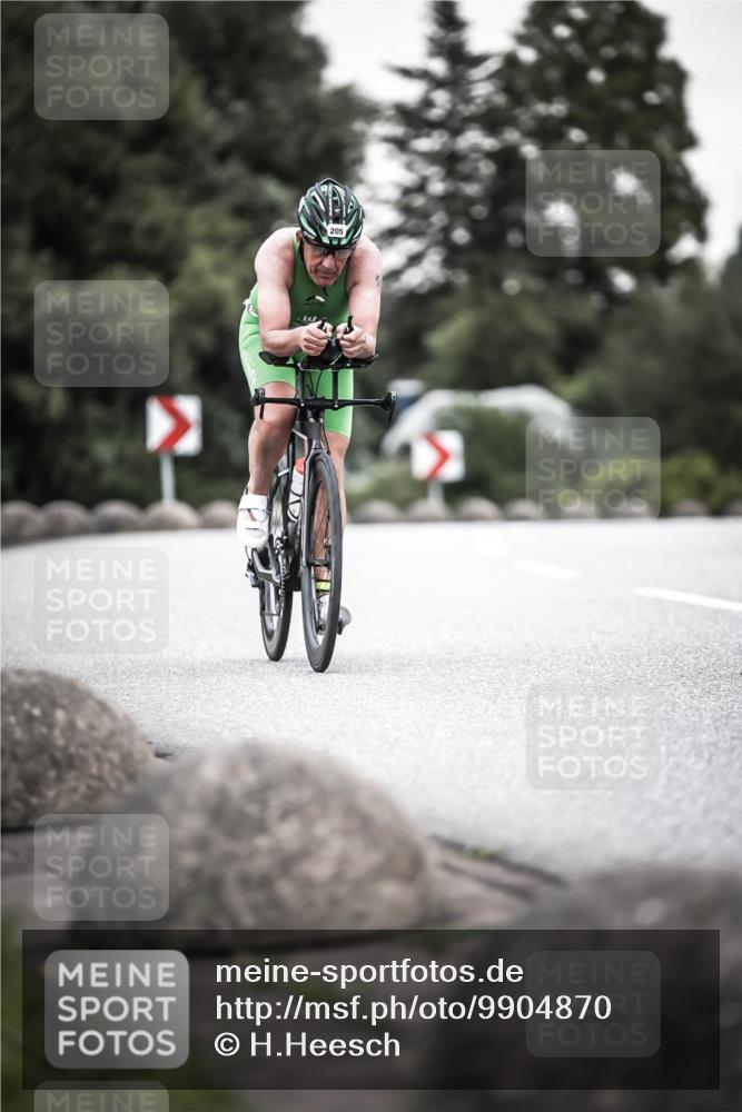 21.06.2026 - 29. Vierlanden-Triathlon H.Heesch http://msf.ph/oto/9904870 21.06.2026 10:21:38 Radfahren 14, 123, 205 meine-sportfotos.de