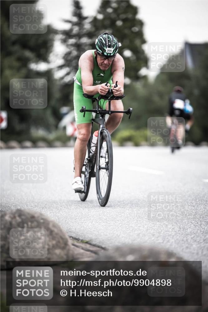 21.06.2026 - 29. Vierlanden-Triathlon H.Heesch http://msf.ph/oto/9904898 21.06.2026 10:21:39 Radfahren 14, 123, 205 meine-sportfotos.de