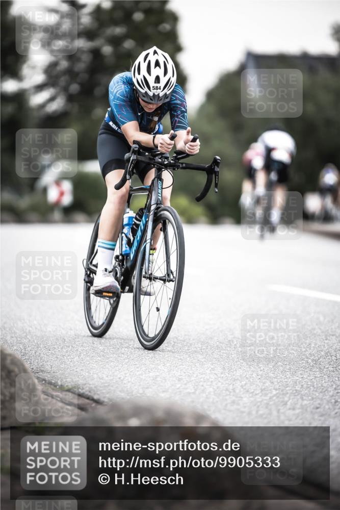 21.06.2026 - 29. Vierlanden-Triathlon H.Heesch http://msf.ph/oto/9905333 21.06.2026 10:23:56 Radfahren 200, 293, 584 meine-sportfotos.de