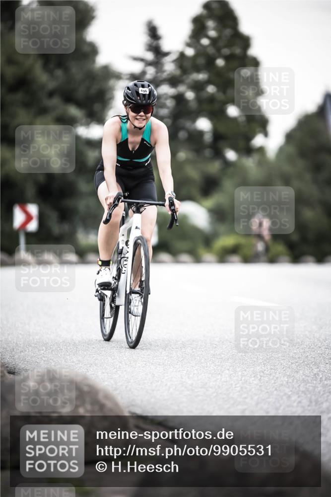 21.06.2026 - 29. Vierlanden-Triathlon H.Heesch http://msf.ph/oto/9905531 21.06.2026 10:24:05 Radfahren 32, 293, 335, 496 meine-sportfotos.de