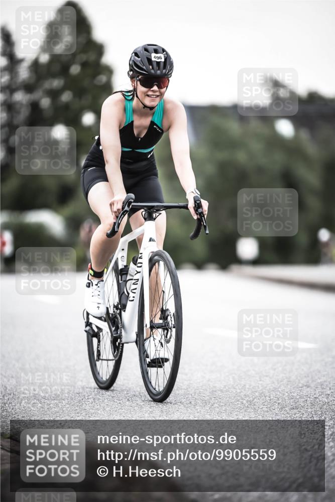 21.06.2026 - 29. Vierlanden-Triathlon H.Heesch http://msf.ph/oto/9905559 21.06.2026 10:24:05 Radfahren 32, 293, 335, 496 meine-sportfotos.de
