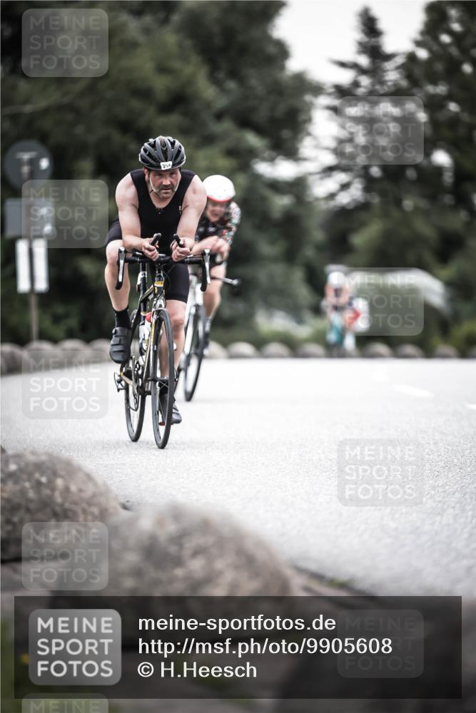 21.06.2026 - 29. Vierlanden-Triathlon H.Heesch http://msf.ph/oto/9905608 21.06.2026 10:24:12 Radfahren 32, 204, 240, 335 meine-sportfotos.de