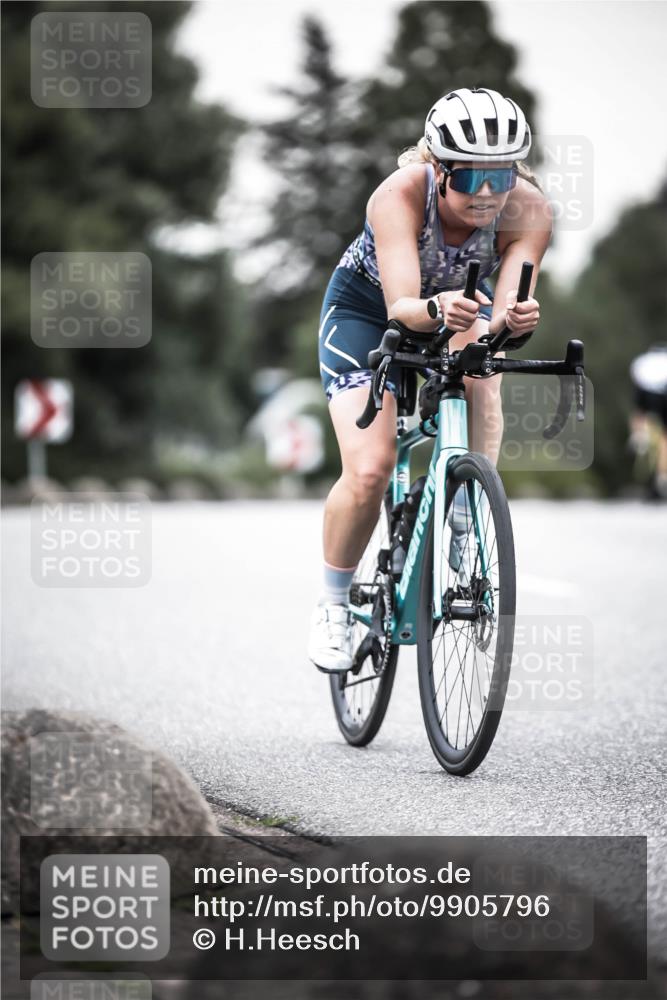 21.06.2026 - 29. Vierlanden-Triathlon H.Heesch http://msf.ph/oto/9905796 21.06.2026 10:24:18 Radfahren 74, 172, 196, 240 meine-sportfotos.de