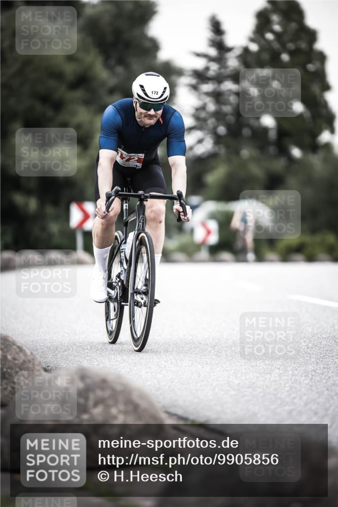 21.06.2026 - 29. Vierlanden-Triathlon H.Heesch http://msf.ph/oto/9905856 21.06.2026 10:24:20 Radfahren 74, 172, 196, 240, 377, 545 meine-sportfotos.de