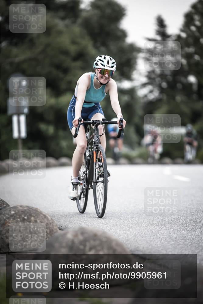 21.06.2026 - 29. Vierlanden-Triathlon H.Heesch http://msf.ph/oto/9905961 21.06.2026 10:24:27 Radfahren 74, 84, 94, 169, 196, 370, 377, 545, 552, 622 meine-sportfotos.de