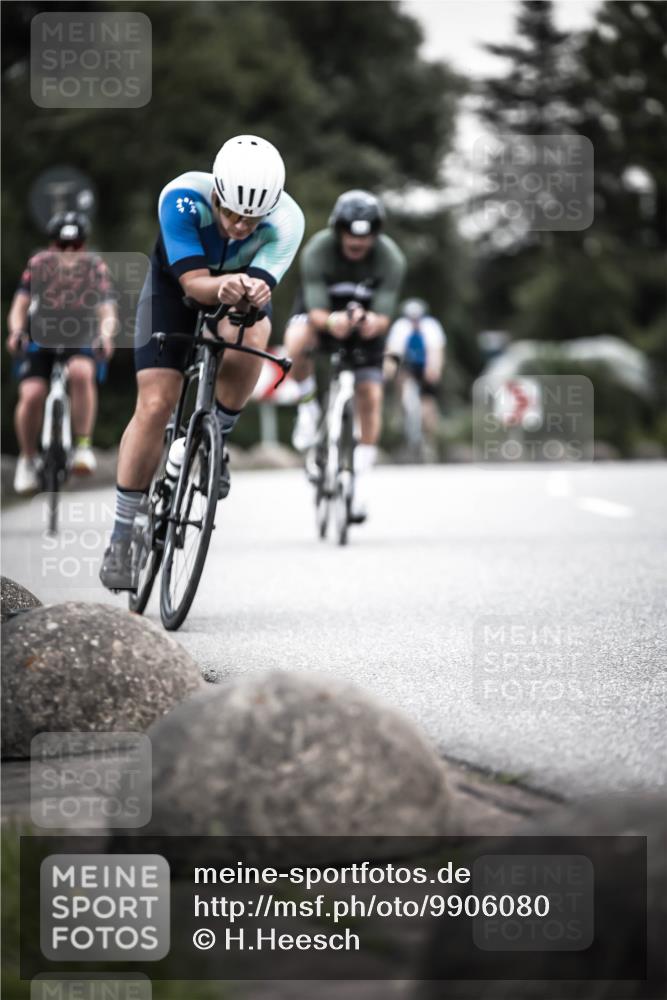 21.06.2026 - 29. Vierlanden-Triathlon H.Heesch http://msf.ph/oto/9906080 21.06.2026 10:24:31 Radfahren 84, 94, 169, 370, 552, 622, 625 meine-sportfotos.de