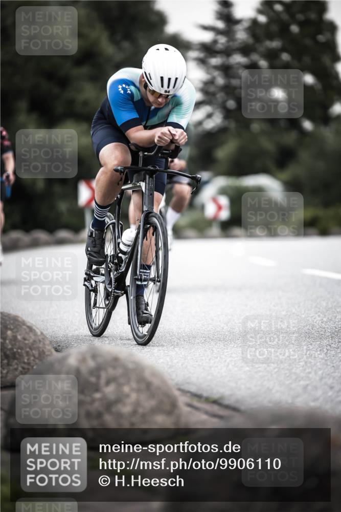 21.06.2026 - 29. Vierlanden-Triathlon H.Heesch http://msf.ph/oto/9906110 21.06.2026 10:24:31 Radfahren 84, 94, 169, 370, 552, 622, 625 meine-sportfotos.de