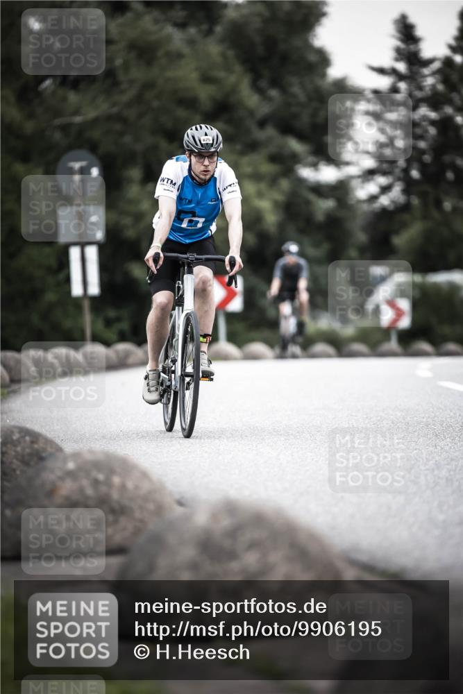 21.06.2026 - 29. Vierlanden-Triathlon H.Heesch http://msf.ph/oto/9906195 21.06.2026 10:24:35 Radfahren 71, 94, 207, 370, 552, 622, 625 meine-sportfotos.de