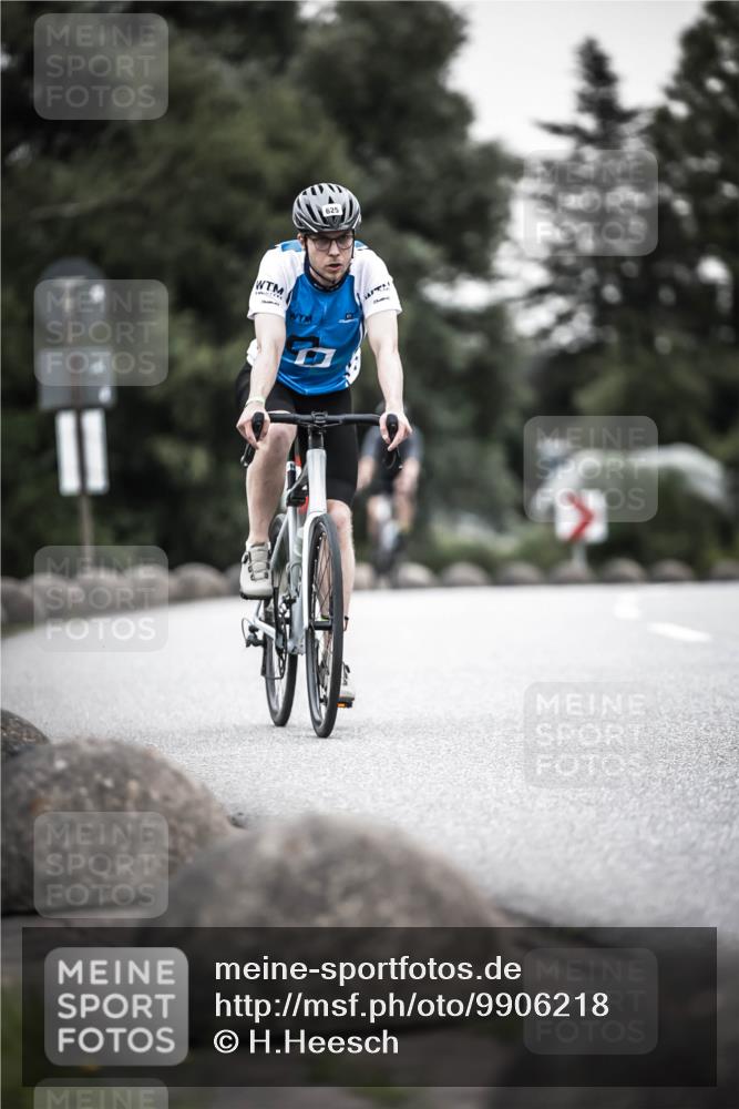 21.06.2026 - 29. Vierlanden-Triathlon H.Heesch http://msf.ph/oto/9906218 21.06.2026 10:24:35 Radfahren 71, 94, 207, 370, 552, 622, 625 meine-sportfotos.de