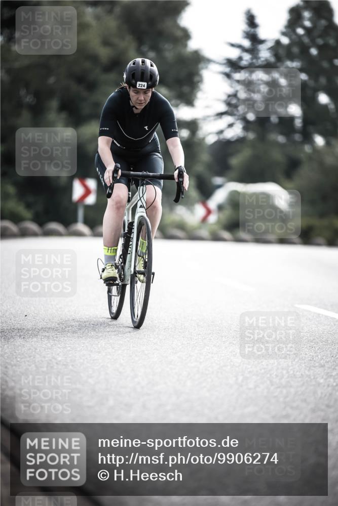 21.06.2026 - 29. Vierlanden-Triathlon H.Heesch http://msf.ph/oto/9906274 21.06.2026 09:19:24 Radfahren 99, 224, 228 meine-sportfotos.de