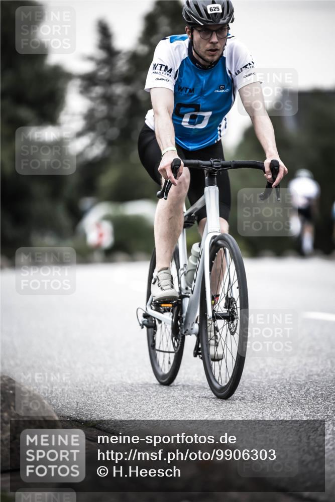 21.06.2026 - 29. Vierlanden-Triathlon H.Heesch http://msf.ph/oto/9906303 21.06.2026 10:24:36 Radfahren 71, 207, 552, 622, 625 meine-sportfotos.de
