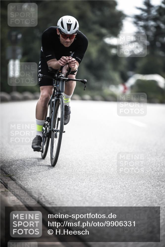 21.06.2026 - 29. Vierlanden-Triathlon H.Heesch http://msf.ph/oto/9906331 21.06.2026 09:19:41 Radfahren 4, 77, 219 meine-sportfotos.de