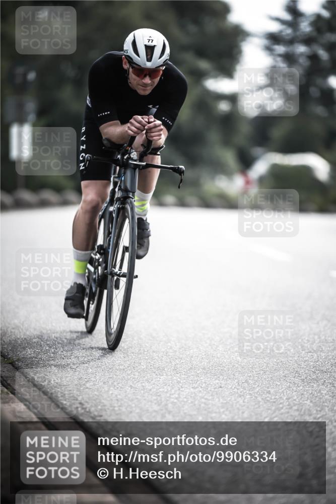 21.06.2026 - 29. Vierlanden-Triathlon H.Heesch http://msf.ph/oto/9906334 21.06.2026 09:19:41 Radfahren 4, 77, 219 meine-sportfotos.de