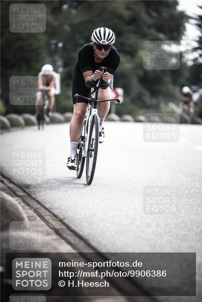 21.06.2026 - 29. Vierlanden-Triathlon H.Heesch http://msf.ph/oto/9906386 21.06.2026 09:19:57 Radfahren 32, 267, 298 meine-sportfotos.de