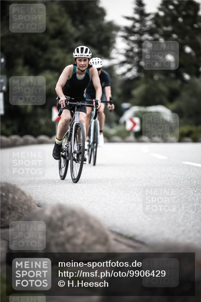 21.06.2026 - 29. Vierlanden-Triathlon H.Heesch http://msf.ph/oto/9906429 21.06.2026 10:24:46 Radfahren 178, 509, 562 meine-sportfotos.de