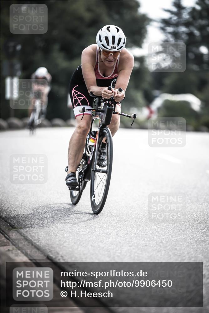 21.06.2026 - 29. Vierlanden-Triathlon H.Heesch http://msf.ph/oto/9906450 21.06.2026 09:19:59 Radfahren 32, 267, 298 meine-sportfotos.de