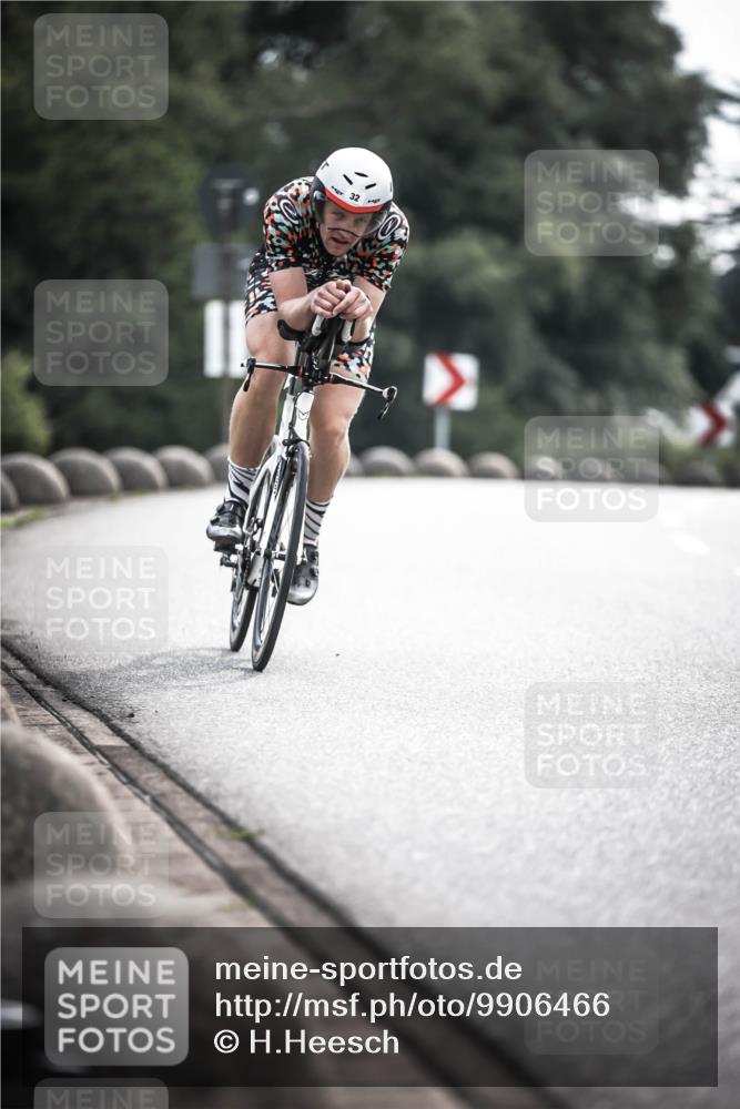 21.06.2026 - 29. Vierlanden-Triathlon H.Heesch http://msf.ph/oto/9906466 21.06.2026 09:20:01 Radfahren 32, 298 meine-sportfotos.de