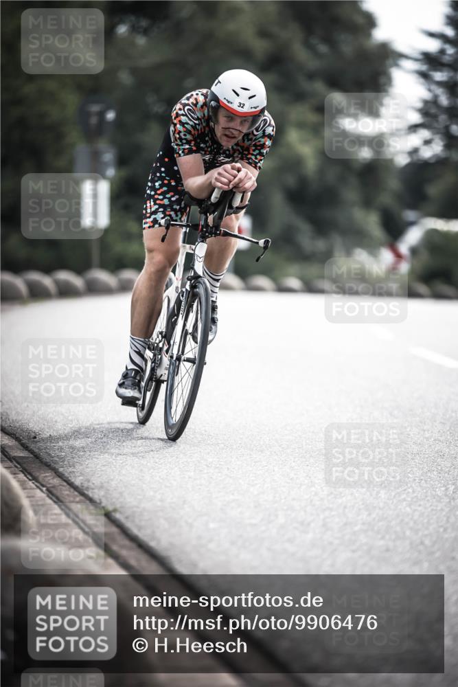 21.06.2026 - 29. Vierlanden-Triathlon H.Heesch http://msf.ph/oto/9906476 21.06.2026 09:20:02 Radfahren 32, 298 meine-sportfotos.de