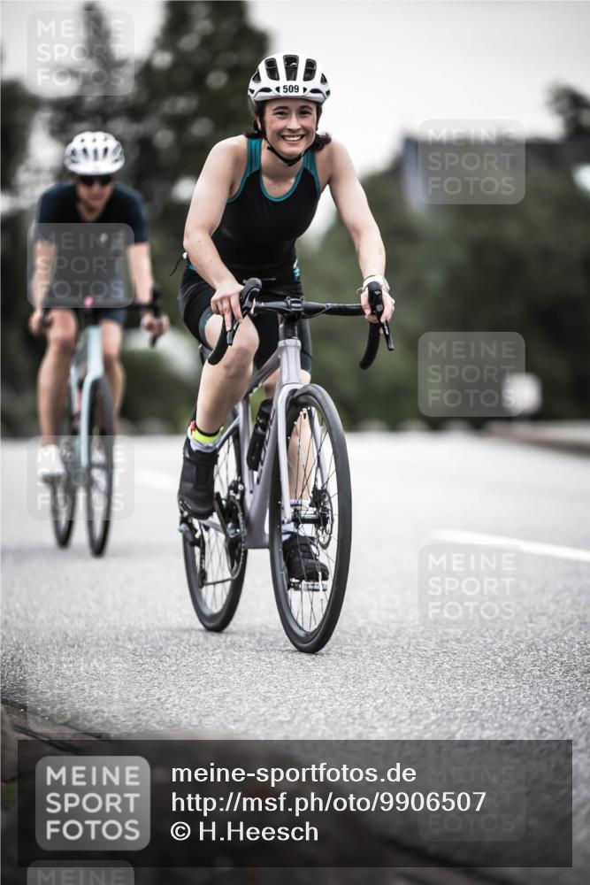 21.06.2026 - 29. Vierlanden-Triathlon H.Heesch http://msf.ph/oto/9906507 21.06.2026 10:24:46 Radfahren 178, 509, 562 meine-sportfotos.de