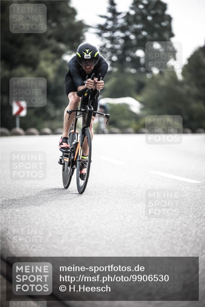 21.06.2026 - 29. Vierlanden-Triathlon H.Heesch http://msf.ph/oto/9906530 21.06.2026 09:20:18 Radfahren 129, 132 meine-sportfotos.de