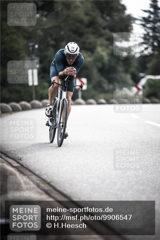 21.06.2026 - 29. Vierlanden-Triathlon H.Heesch http://msf.ph/oto/9906547 21.06.2026 09:20:23 Radfahren 132 meine-sportfotos.de