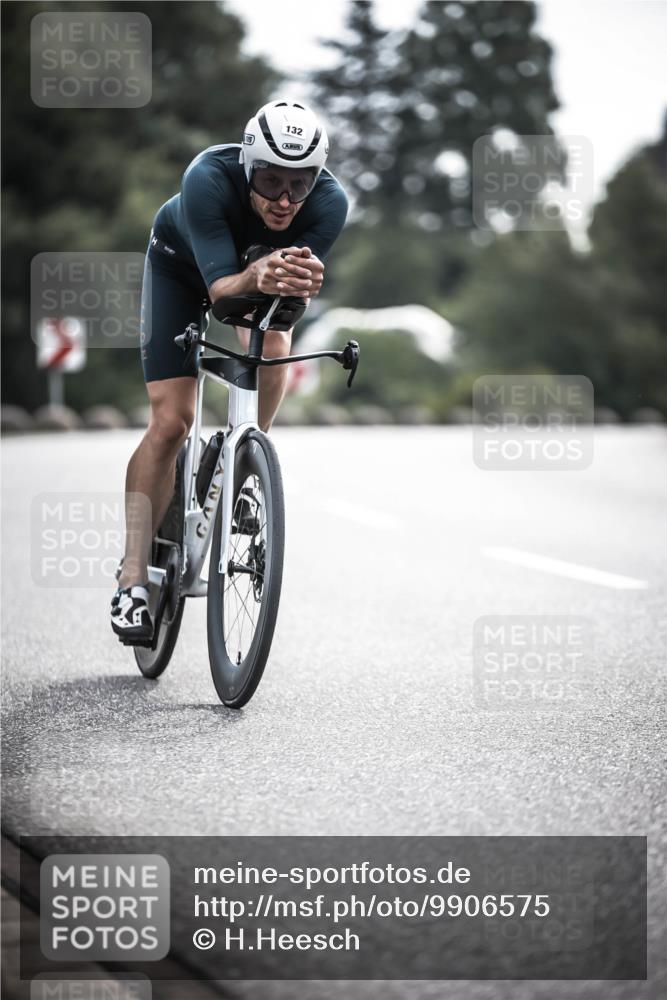 21.06.2026 - 29. Vierlanden-Triathlon H.Heesch http://msf.ph/oto/9906575 21.06.2026 09:20:24 Radfahren 132 meine-sportfotos.de