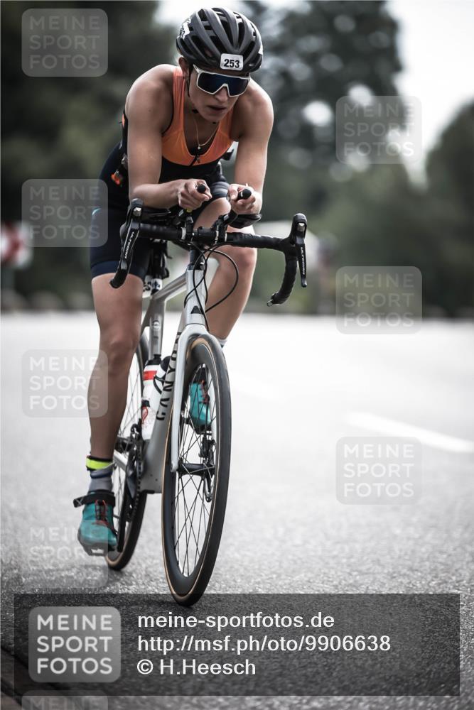 21.06.2026 - 29. Vierlanden-Triathlon H.Heesch http://msf.ph/oto/9906638 21.06.2026 09:20:43 Radfahren 45, 253 meine-sportfotos.de