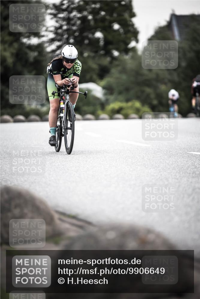 21.06.2026 - 29. Vierlanden-Triathlon H.Heesch http://msf.ph/oto/9906649 21.06.2026 10:25:02 Radfahren 42, 210, 253, 480, 577 meine-sportfotos.de