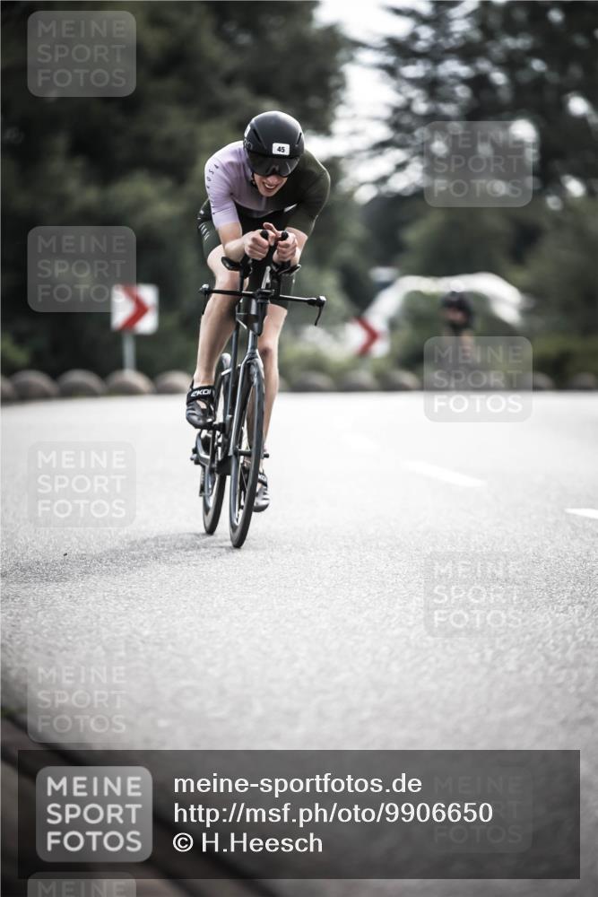 21.06.2026 - 29. Vierlanden-Triathlon H.Heesch http://msf.ph/oto/9906650 21.06.2026 09:20:49 Radfahren 21, 45, 57, 67 meine-sportfotos.de