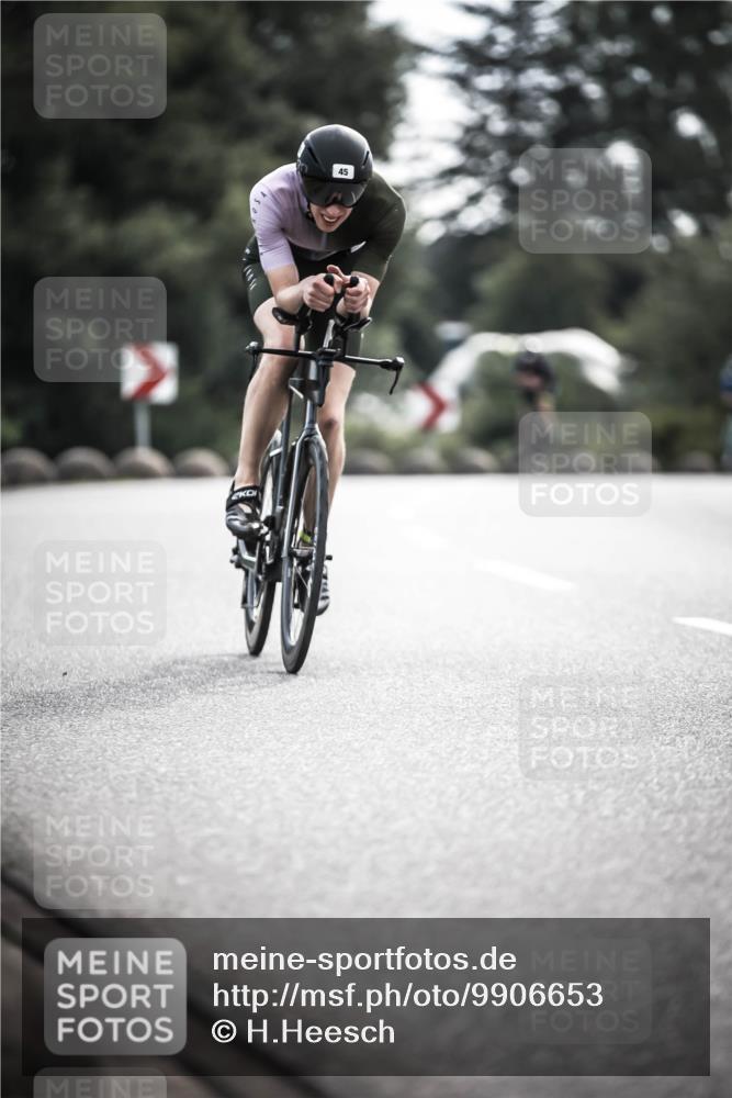 21.06.2026 - 29. Vierlanden-Triathlon H.Heesch http://msf.ph/oto/9906653 21.06.2026 09:20:49 Radfahren 21, 45, 57, 67 meine-sportfotos.de