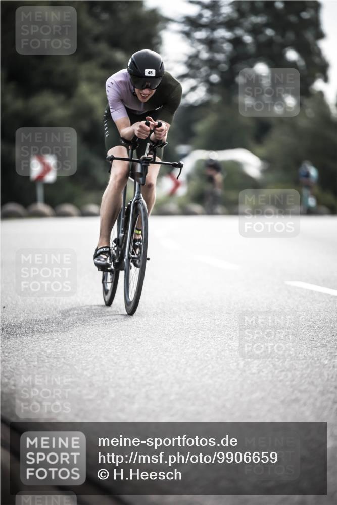 21.06.2026 - 29. Vierlanden-Triathlon H.Heesch http://msf.ph/oto/9906659 21.06.2026 09:20:50 Radfahren 21, 38, 45, 57, 67 meine-sportfotos.de
